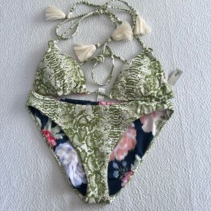 Maaji Revealable Bikini Set, Top size Medium, Bottom size Small, $167